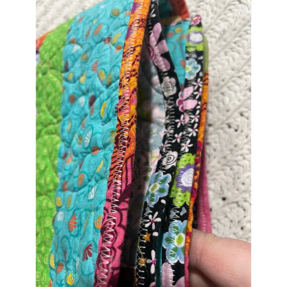 Handmade Patchwork Quilt Log Cabin Pattern Colorful Fabric Artisan Made 41 x 34 - Picture 7 of 7